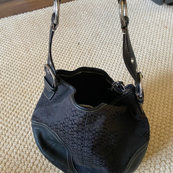 Large Coach Bag - Picture 2 of 5